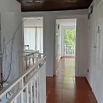 Magnet Villa