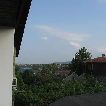 Vila Magnet Lozenec